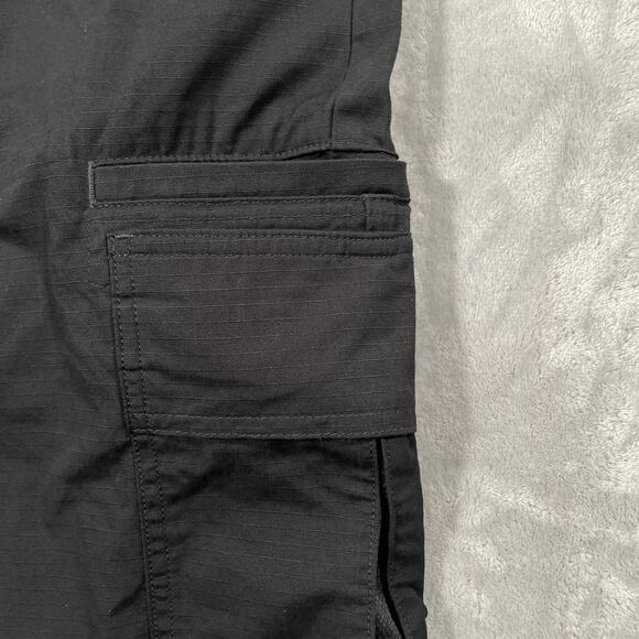 Volcom Shorts 34 Black Grand Fang Cargo Loose Fit Surf Skate Casual New - Picture 7 of 12